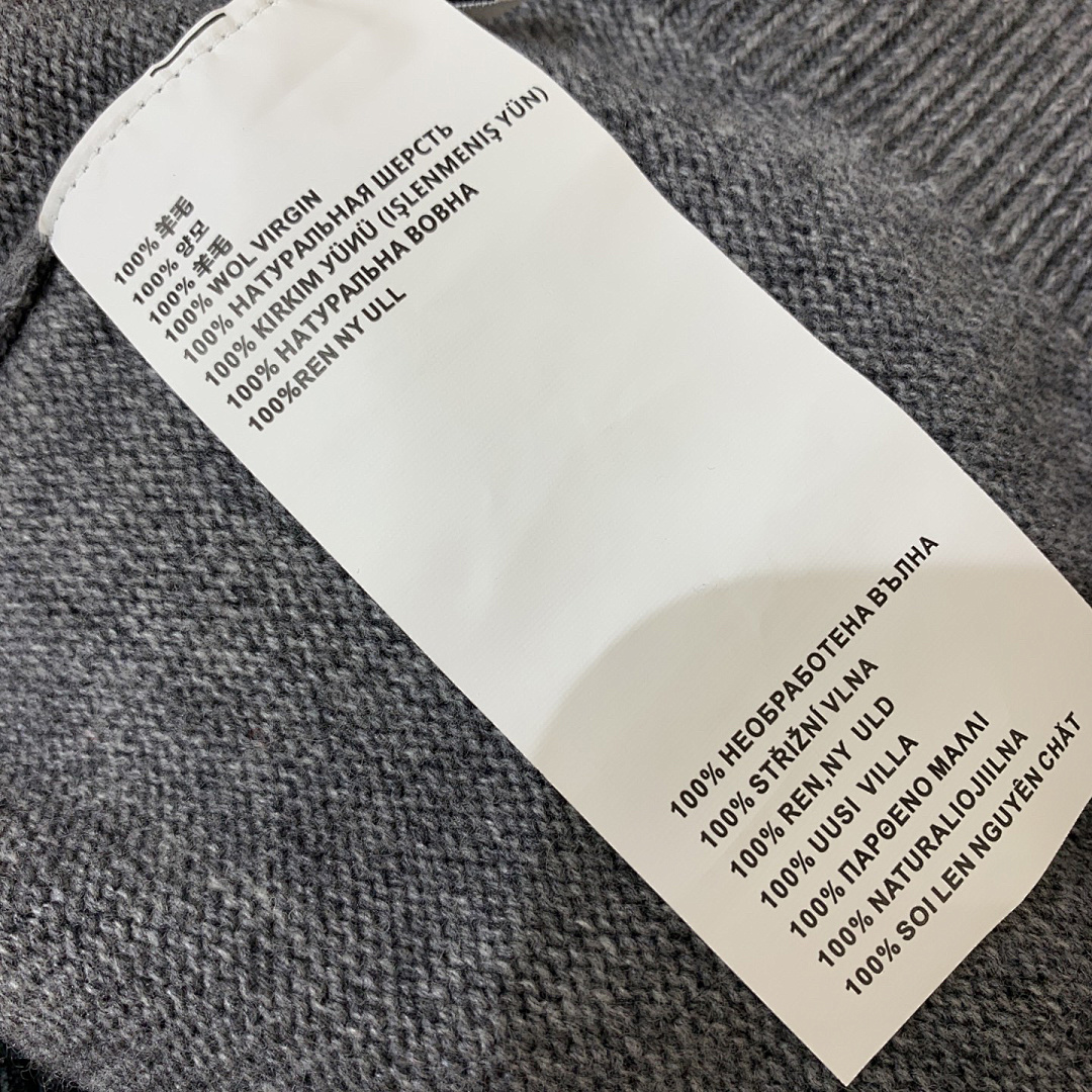 Prada Logo Crew-neck Sweater · YR97 — תמונה 6