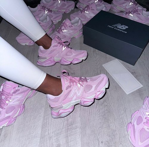 New Balance 9060 Pink Overdye · Y12N
