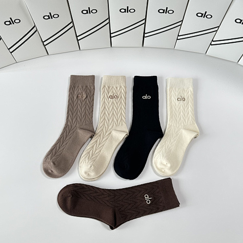 Alo Yoga Half-Crew Understated Sock · G1B1