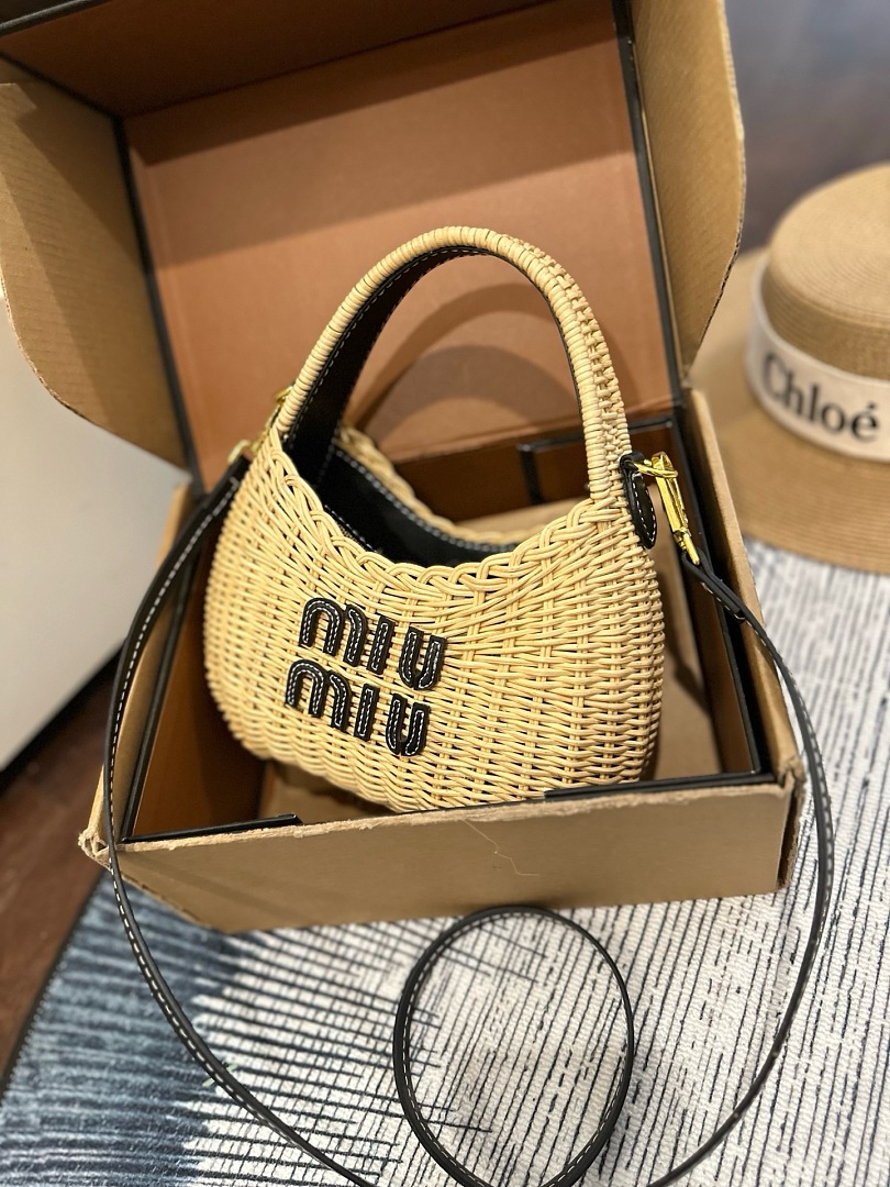 Miu Miu Wander Wicker · JX12 — תמונה 2