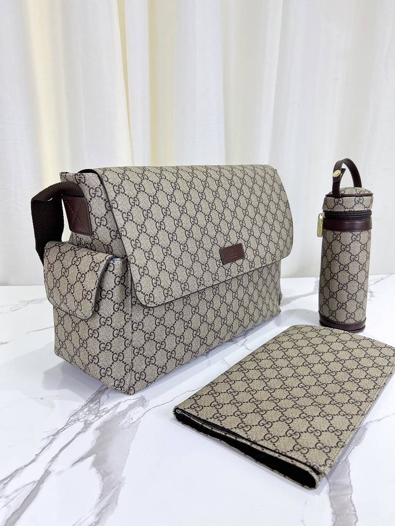 Gucci GG Supreme Diaper Bag · MAB — תמונה 5