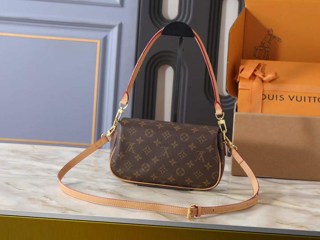 Louis Vuitton Pochette Métis Soft · P25U — תמונה 8
