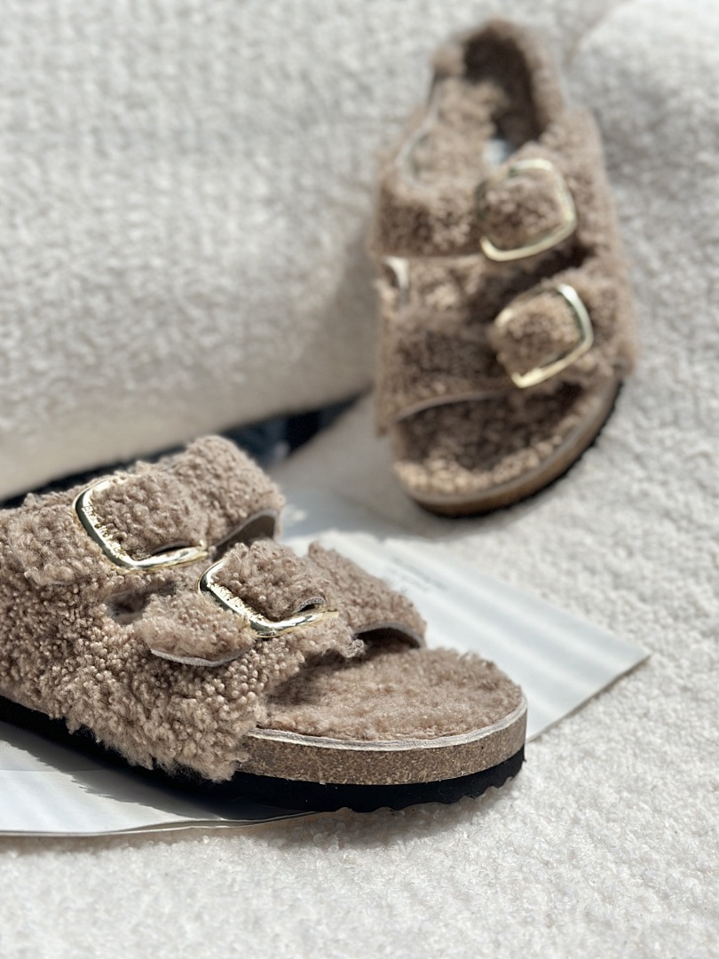 Birkenstock Arizona Big Buckle Shearling · Y59B — תמונה 9