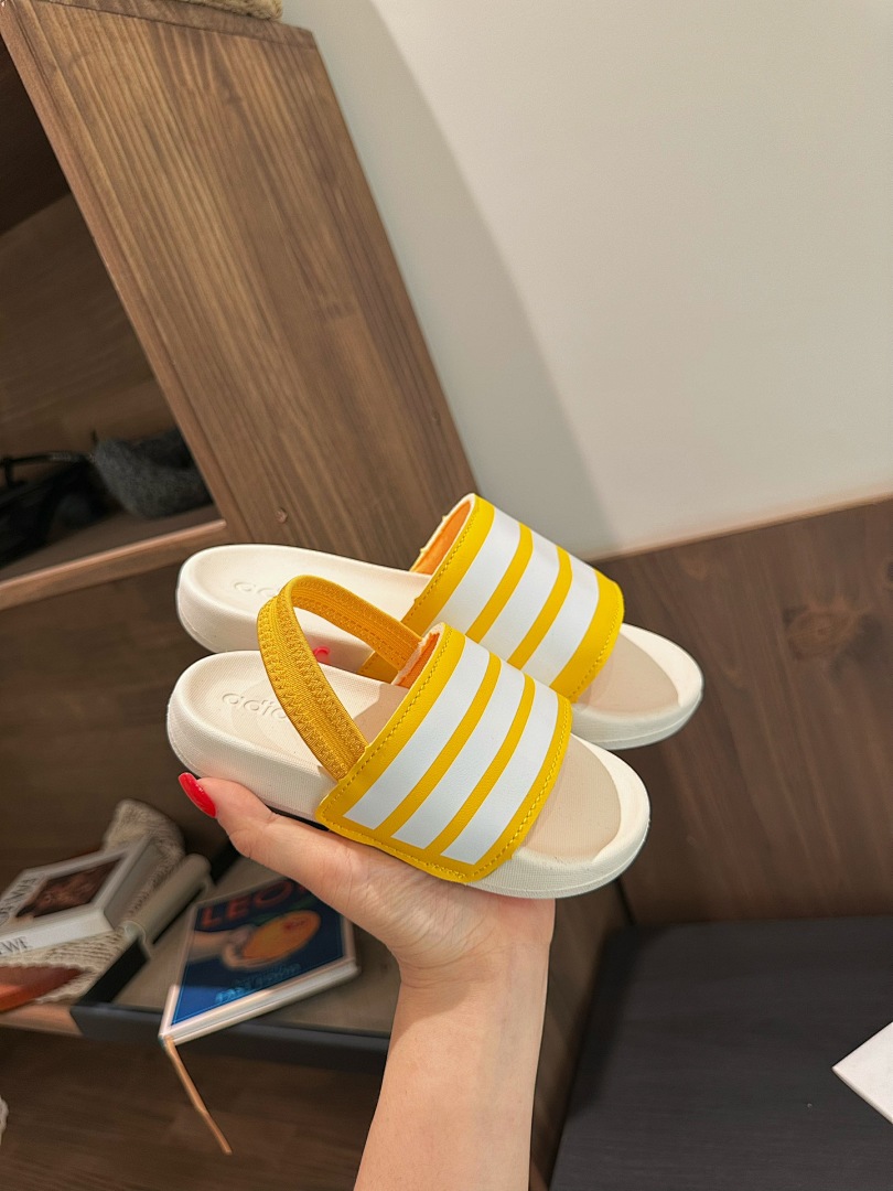 Adidas Adilette · SH154 — תמונה 11