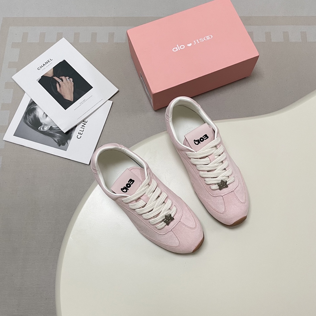 Alo Yoga Sunset Sneaker · J02X — תמונה 7