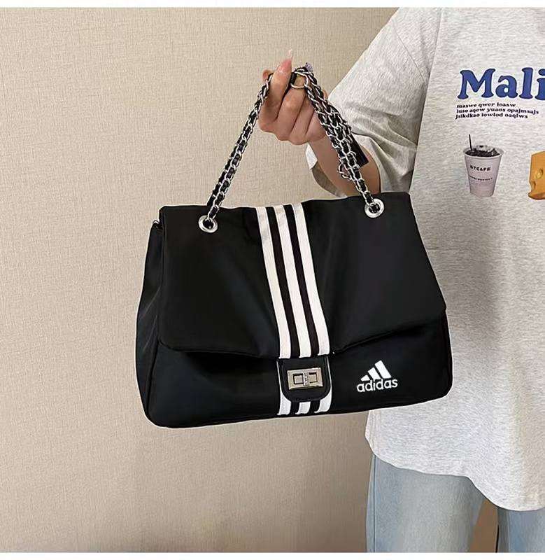Adidas — תיק כתף · D35F