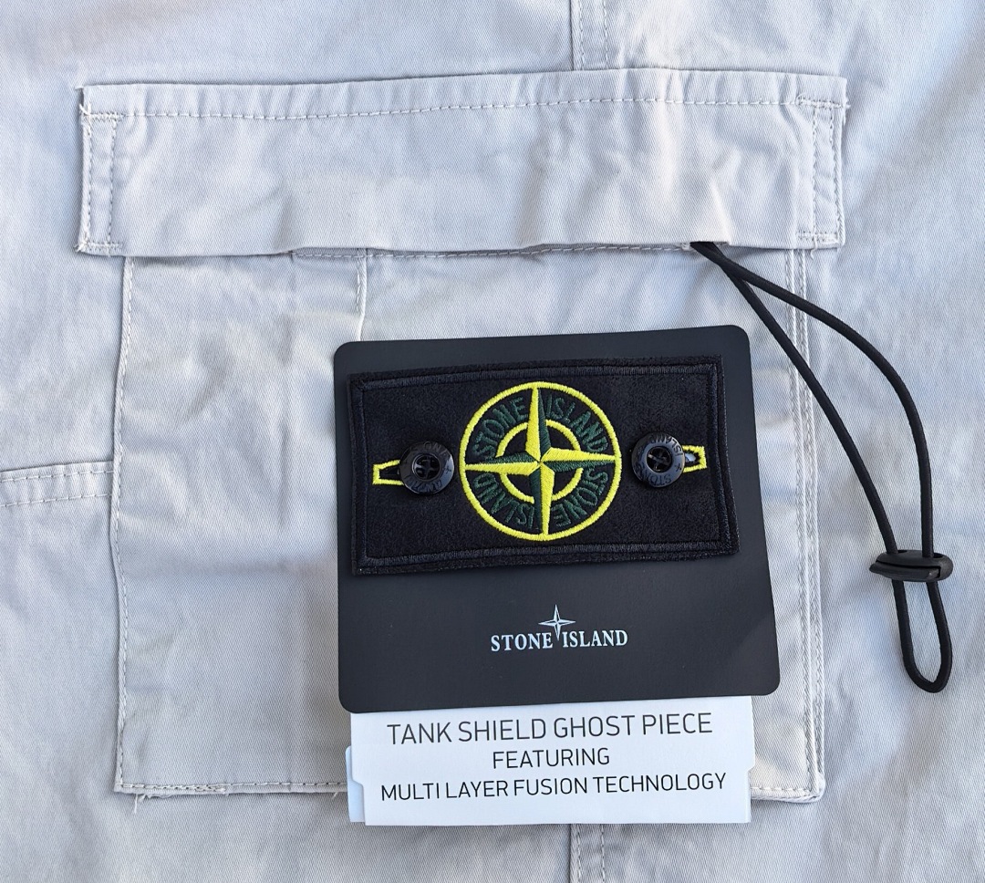 Stone Island — מכנסי ברמודה קארגו · RX68 — תמונה 14