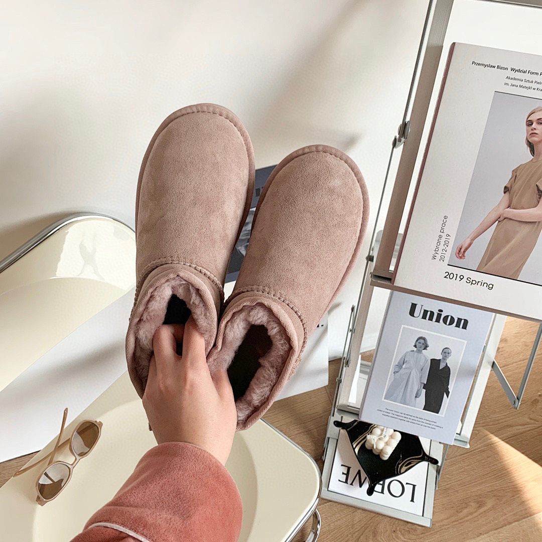 UGG Classic Ultra Mini · M7H2 — תמונה 9