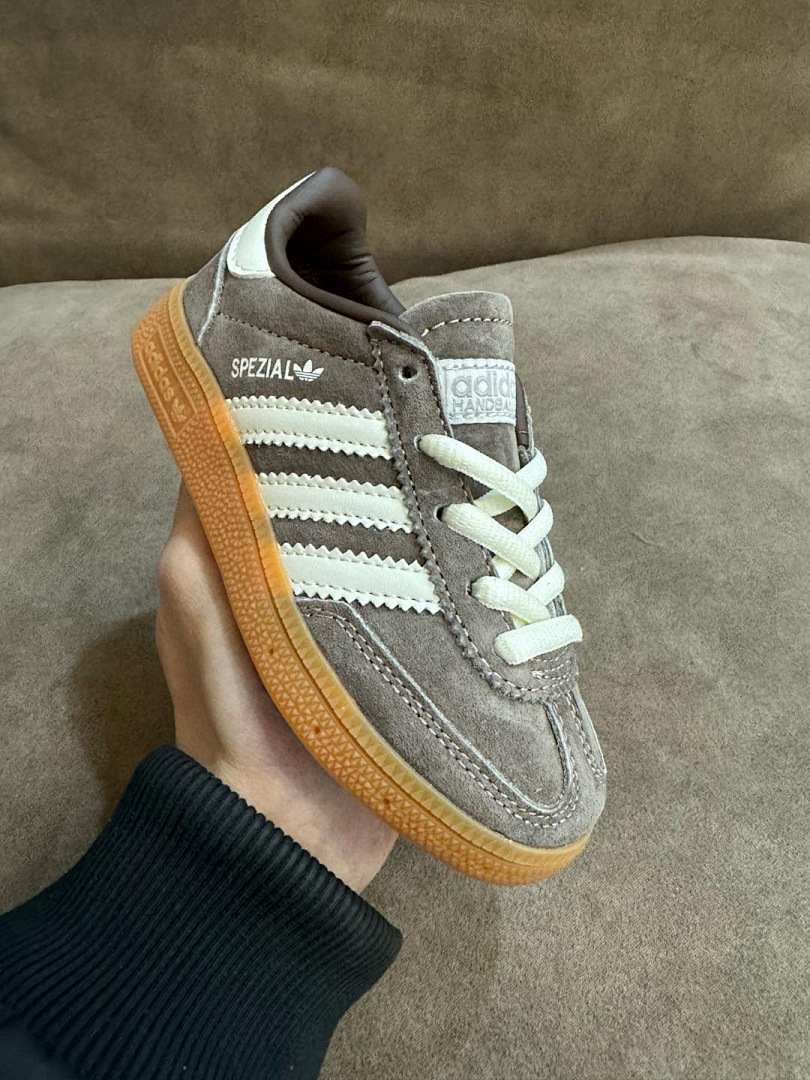 Adidas Handball Spezial · QQ11