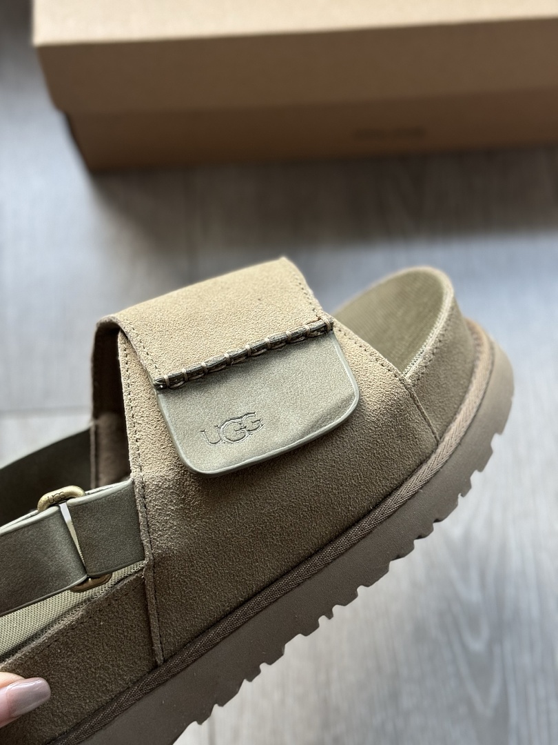 UGG Goldenstar Hi · 684V — תמונה 6