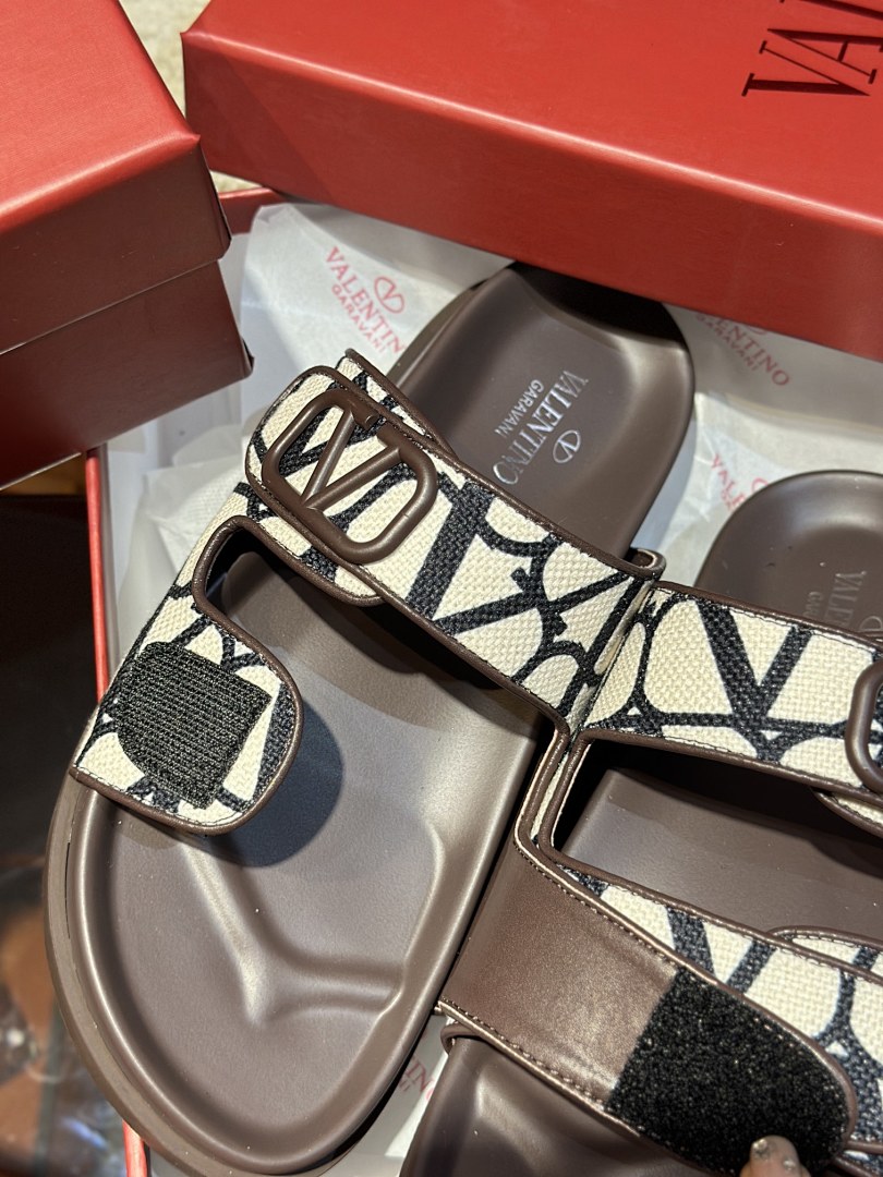 Valentino Toile Iconographe Double-Strap · G55V — תמונה 4