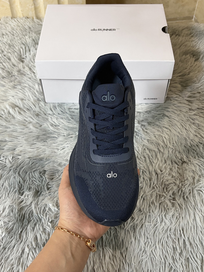 Alo Yoga ALO Runner · NND494 — תמונה 19