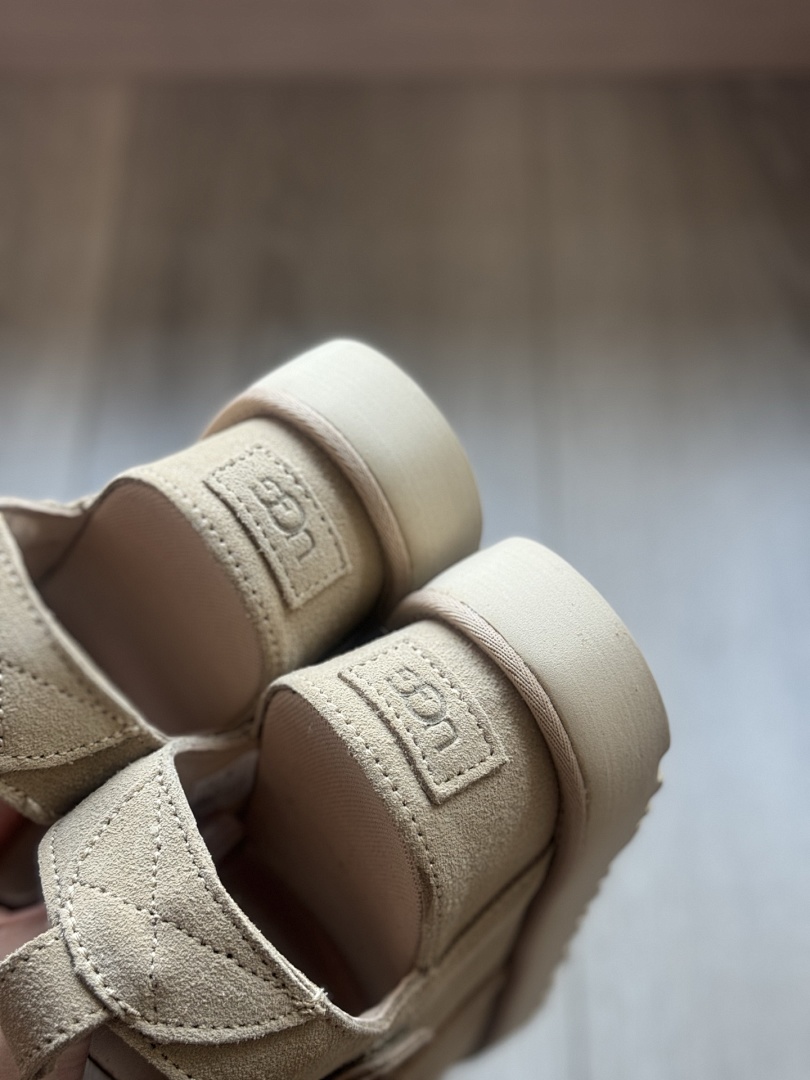 UGG Goldenstar Hi · G58C — תמונה 9