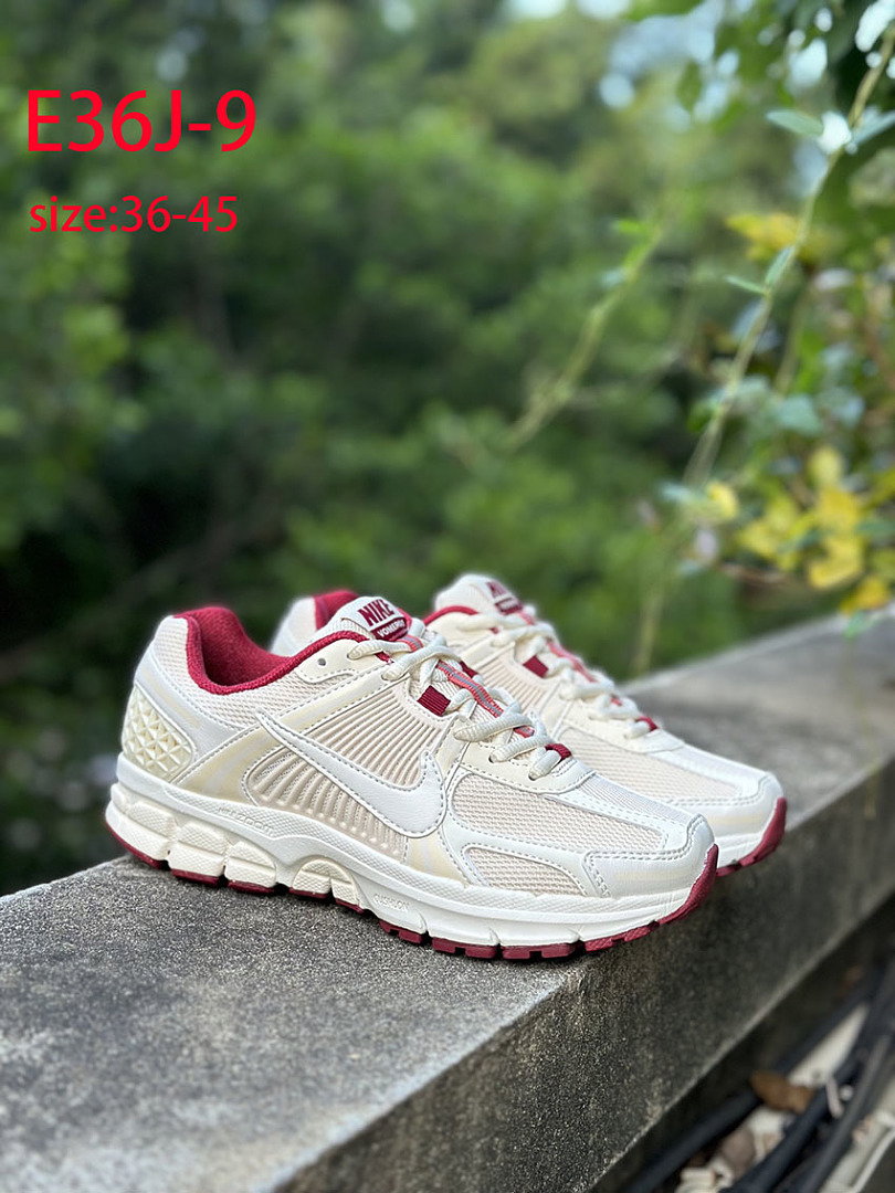 Nike Air Zoom Vomero 5 · E36J — תמונה 21