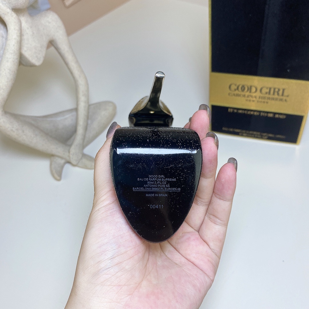 Carolina Herrera Good Girl Colormania · H36J — תמונה 10