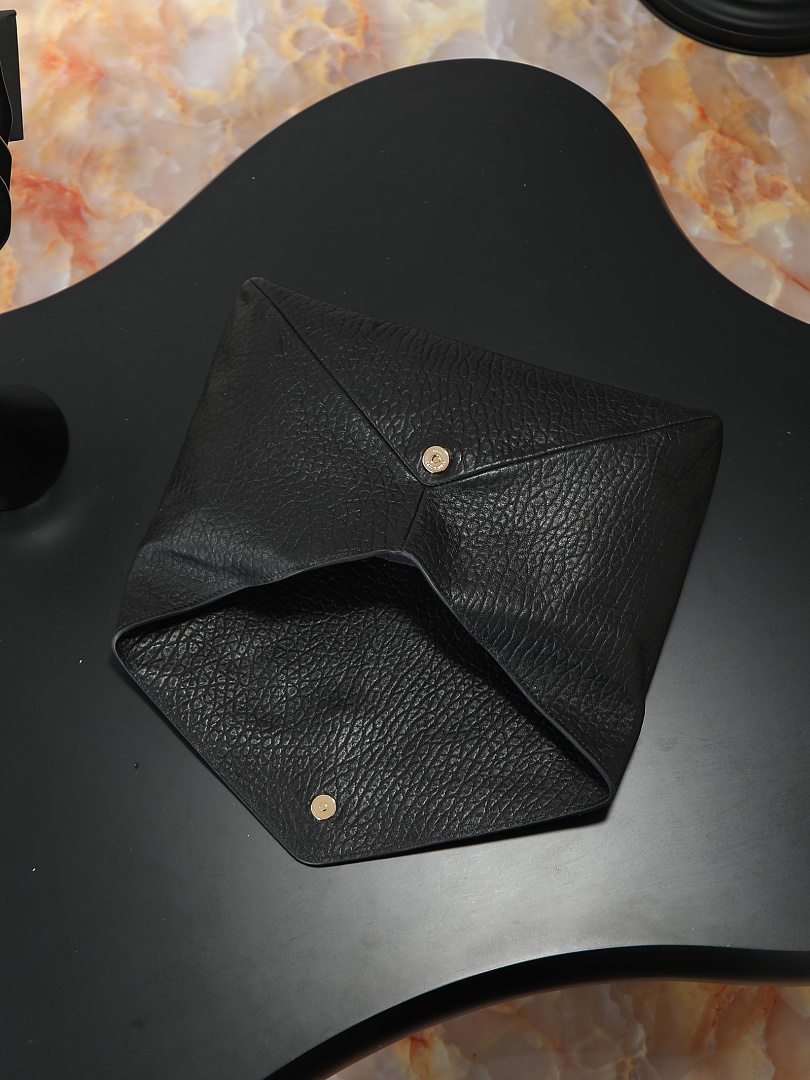 Saint Laurent Cassandre Envelope Clutch · YT45 — תמונה 15