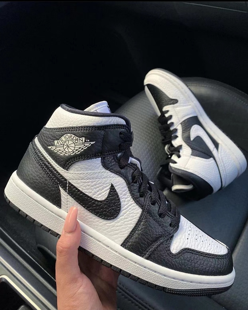 Nike Air Jordan 1 Mid University · Y50A — תמונה 6