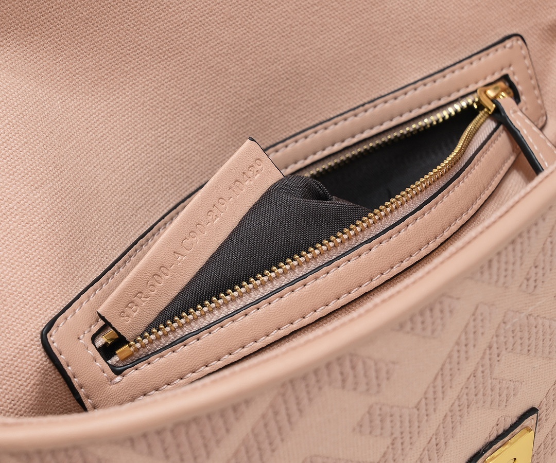 Fendi Baguette · W9K2 — תמונה 3