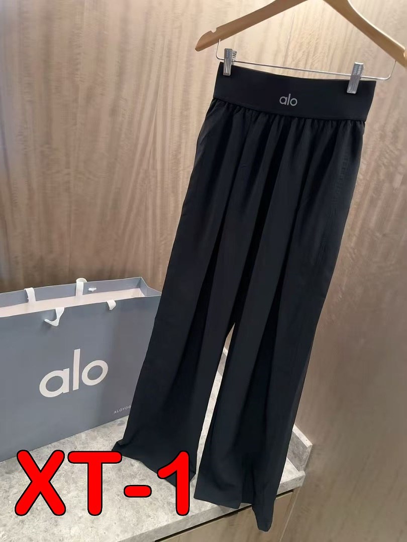 XT ALO Wide-fit yoga pants — תמונה 14