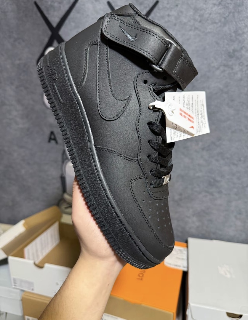 Nike Air Force 1 Mid · F1M — תמונה 7