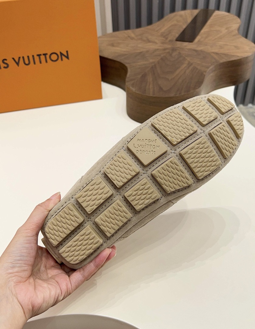 Louis Vuitton LV Rally Sneaker · J8VT — תמונה 5