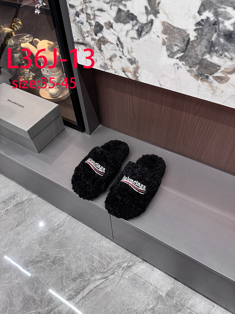 Balenciaga Furry Slide · L36J — תמונה 11