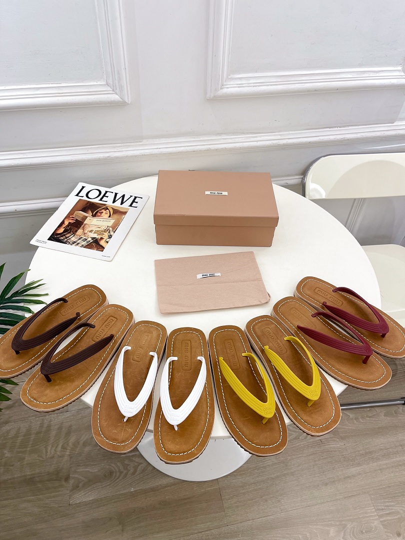 Miu Miu Thong Sandals · MD38 — תמונה 3