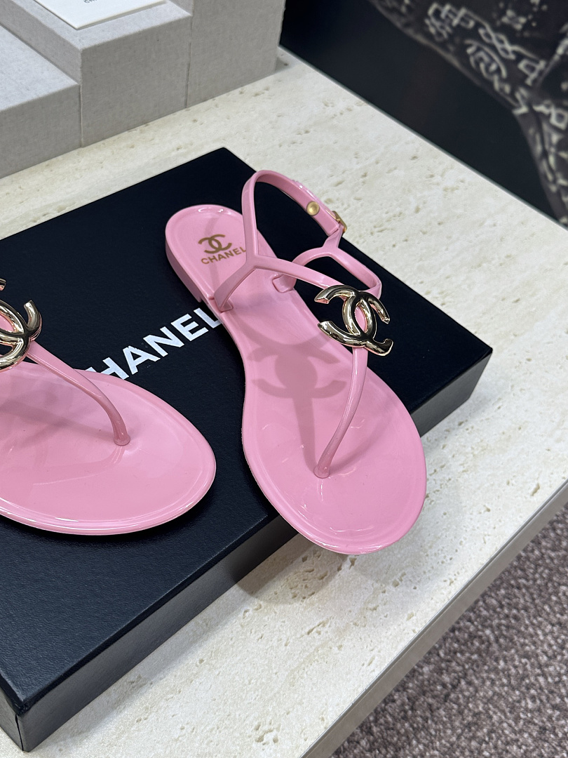 Chanel CC Thong Sandals · R3L9 — תמונה 10