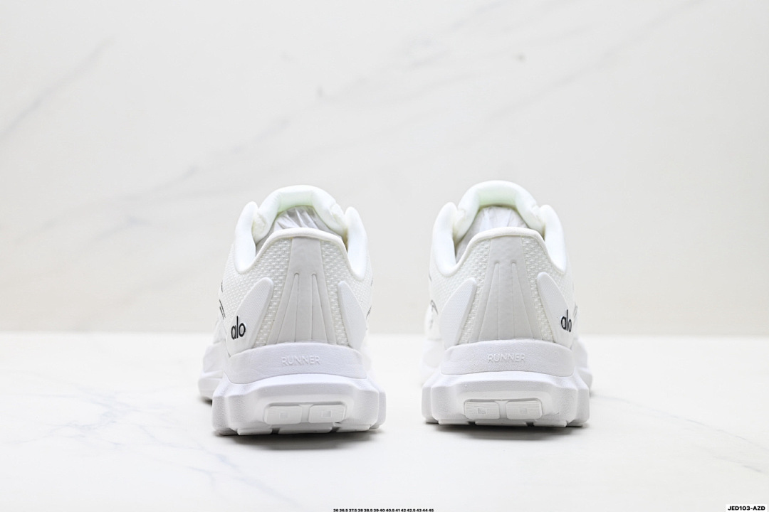 Alo Yoga Alo Runner · GDTT — תמונה 3