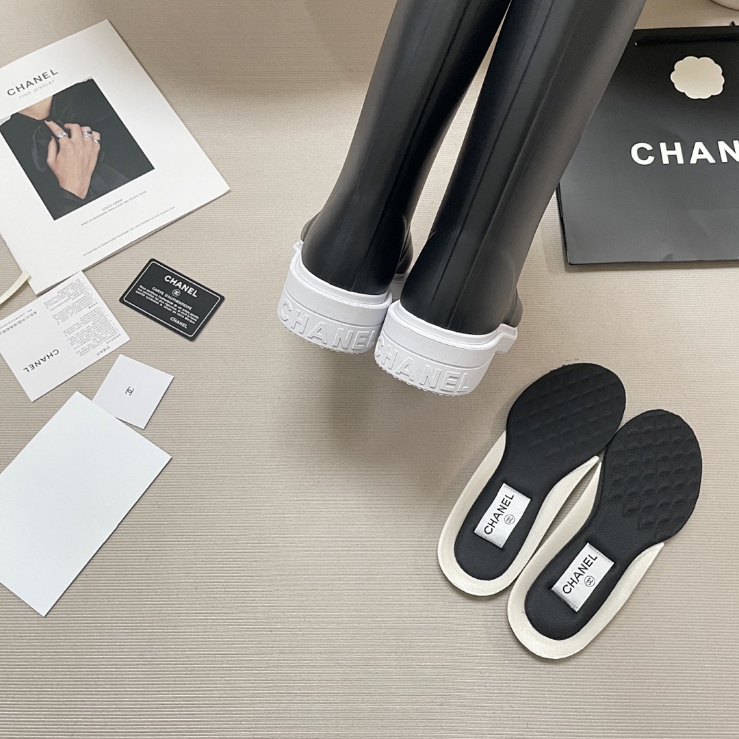 Chanel Caoutchouc CC High Boots · G5H2 — תמונה 9