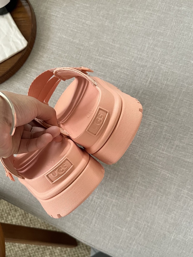 UGG GoldenGlow Slide · 3QK1 — תמונה 7