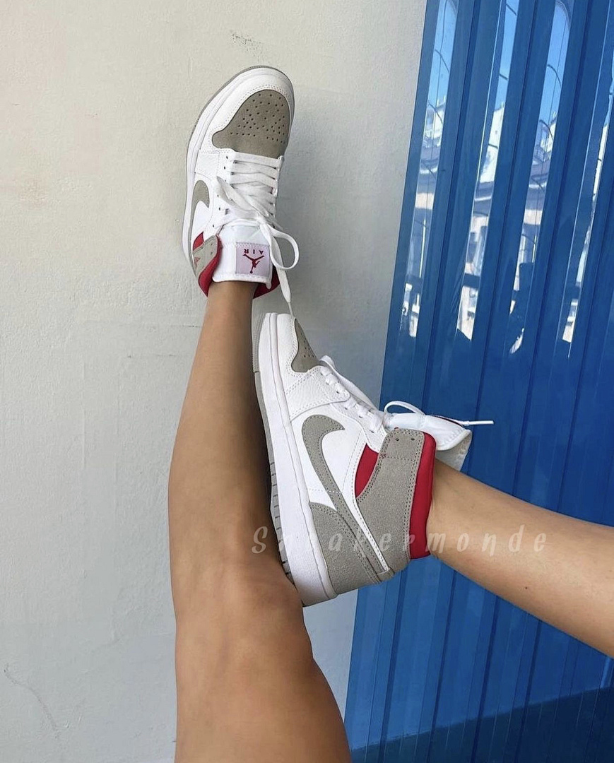 Nike Air Jordan 1 Mid University · Y50A — תמונה 7