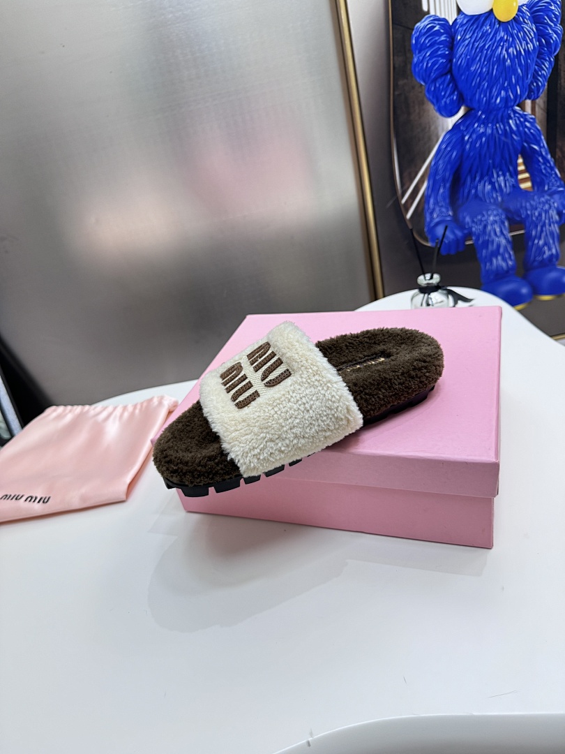 Miu Miu — כפכפים · U12M — תמונה 7