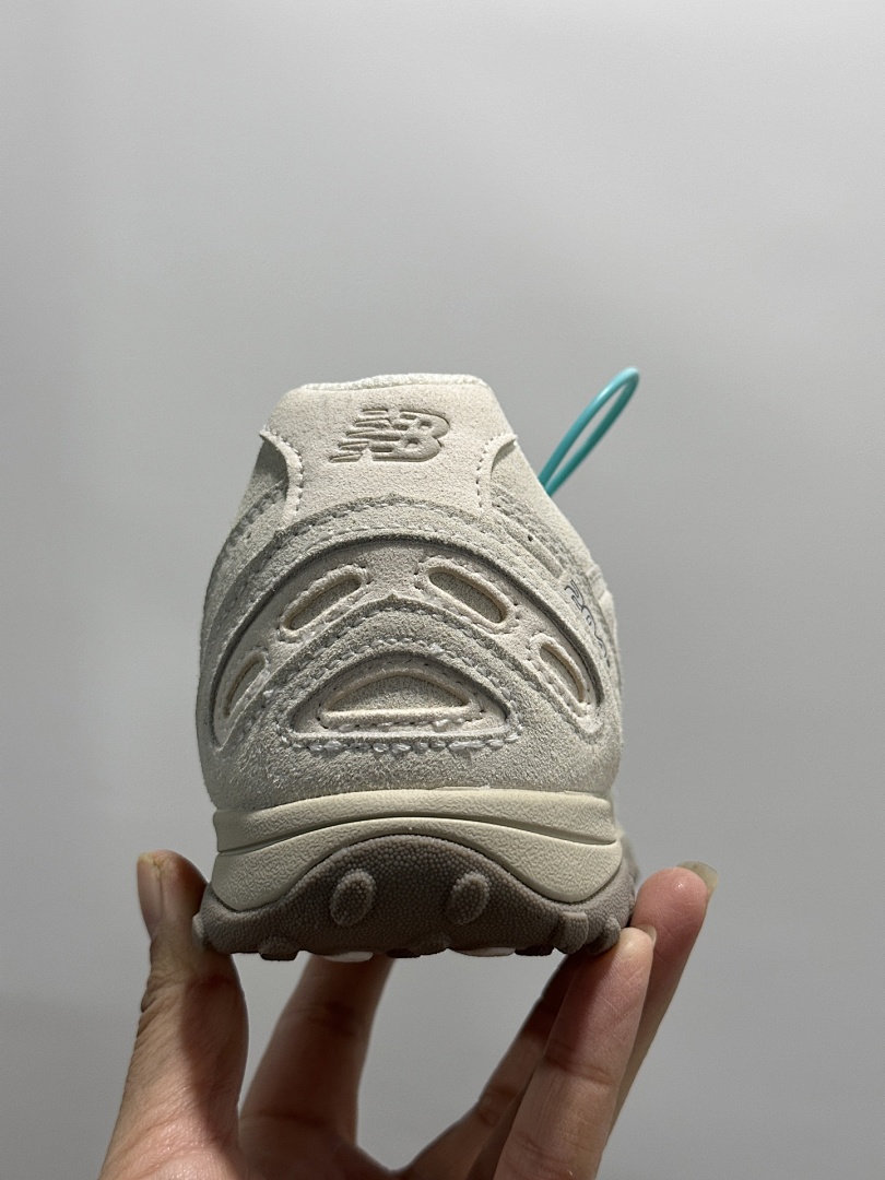 New Balance 204L · NBJ1 — תמונה 10