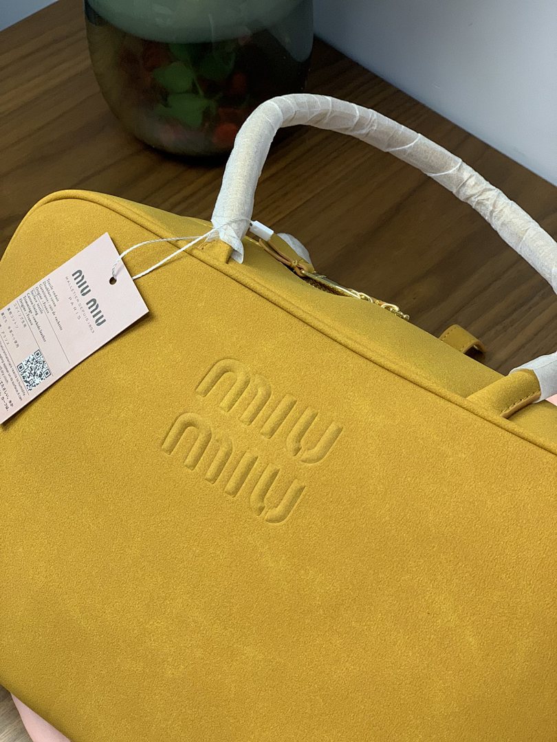 Miu Miu Beau · Y61M — תמונה 10