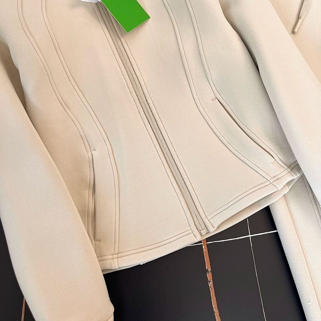 Lululemon Define Cropped Hooded Jacket · JDSQ — תמונה 7