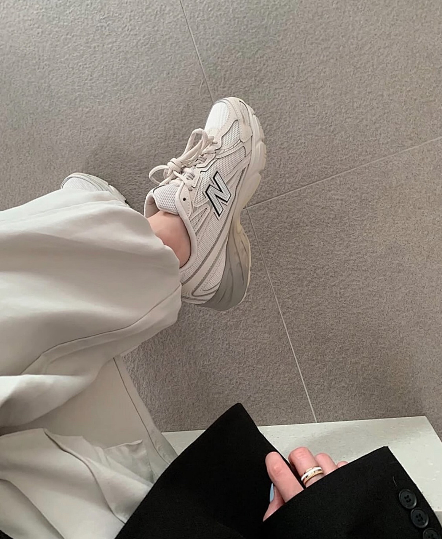 New Balance 740 · Y011 — תמונה 3