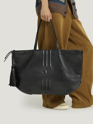 Adidas NYR Makerphase Tote Bag · BBD