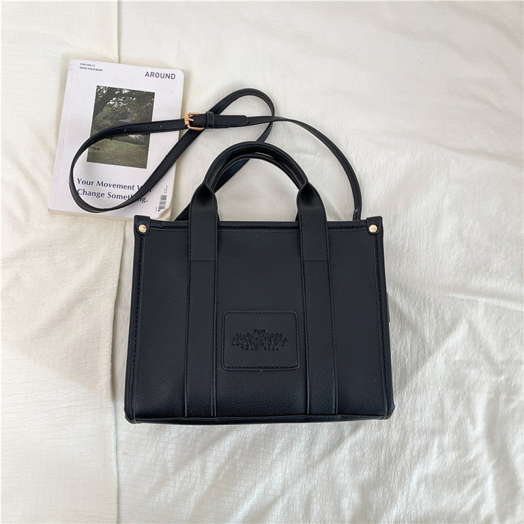 Marc Jacobs The Tote Bag · M56N — תמונה 30
