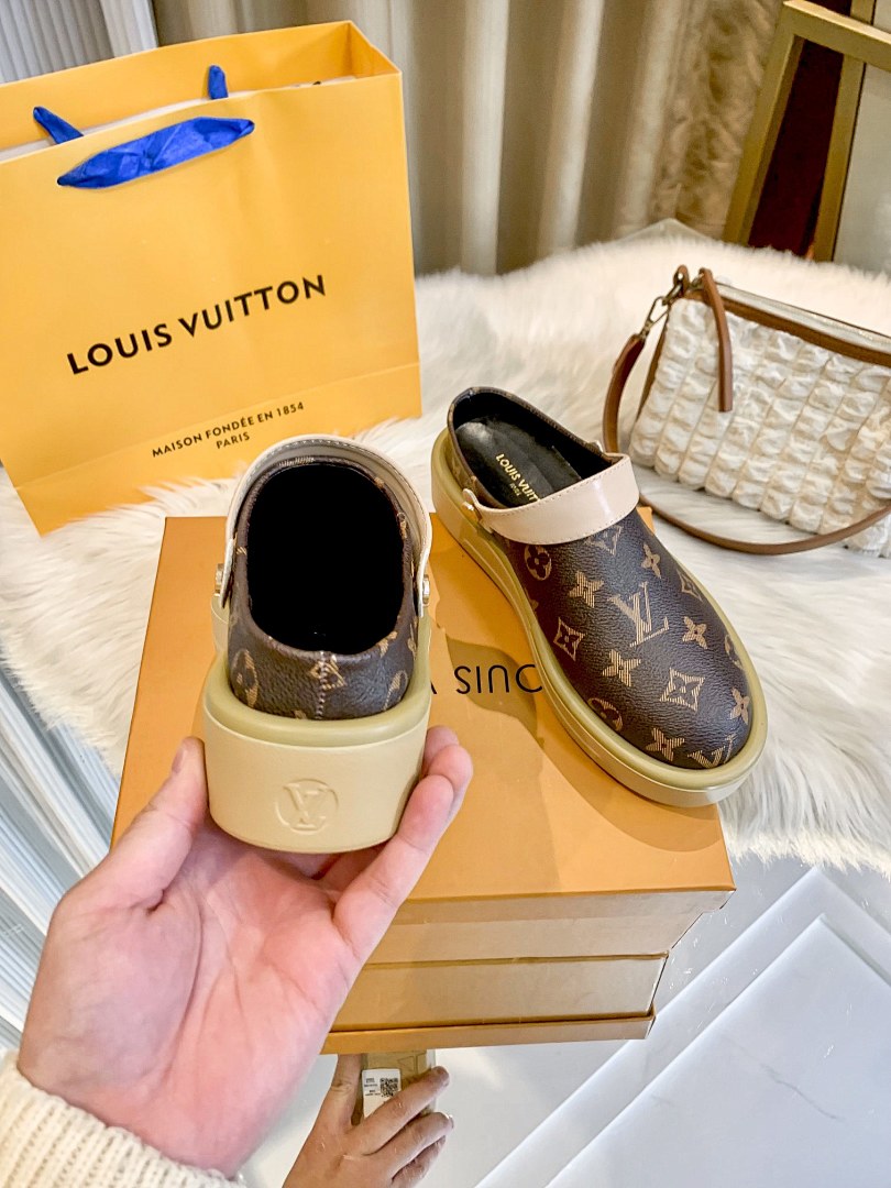 Louis Vuitton Cosy Flat Comfort Clog · Y126V — תמונה 4