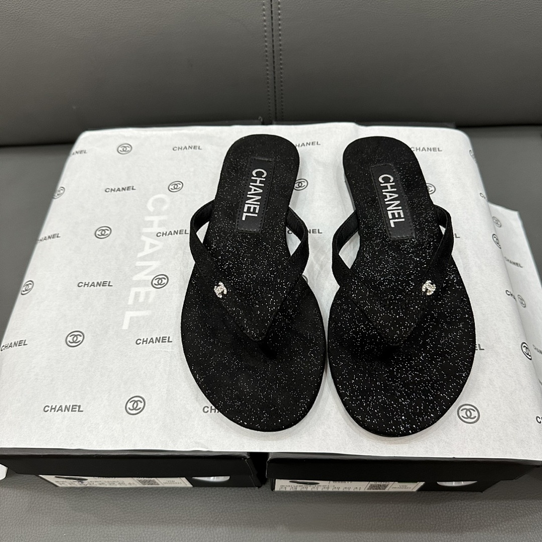Chanel Thong Sandals · J6EC — תמונה 6