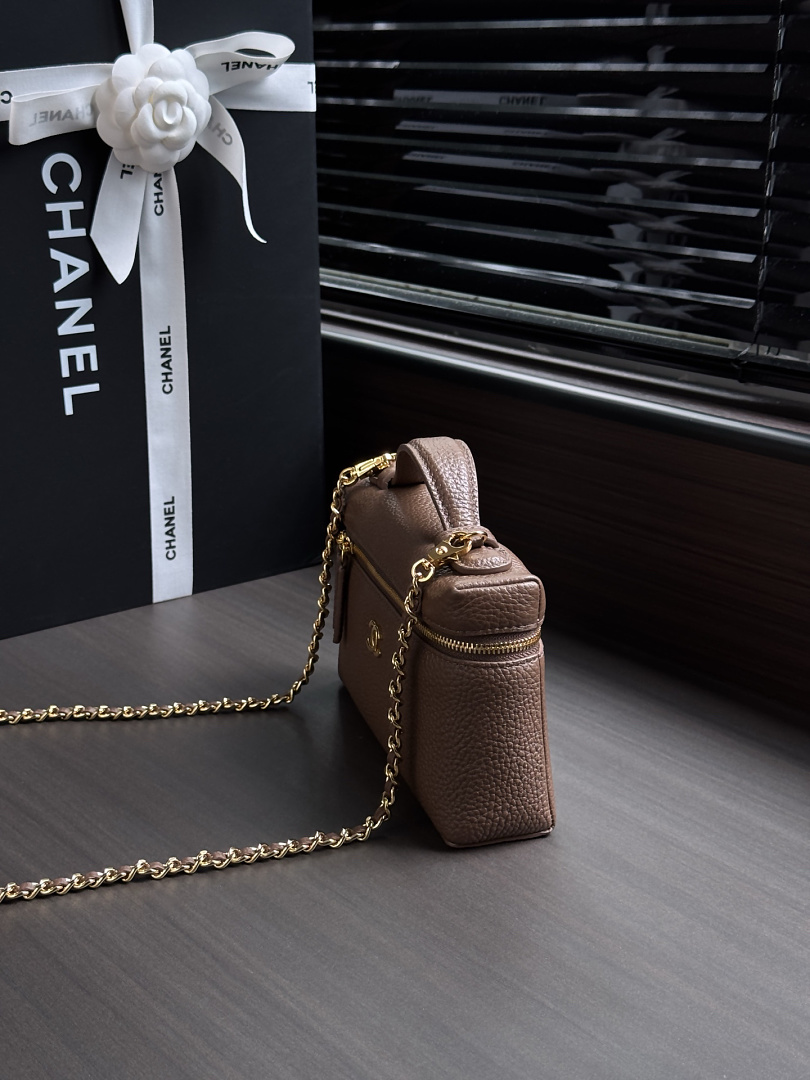 Chanel Slim Vanity Case with Chain · X03K — תמונה 14