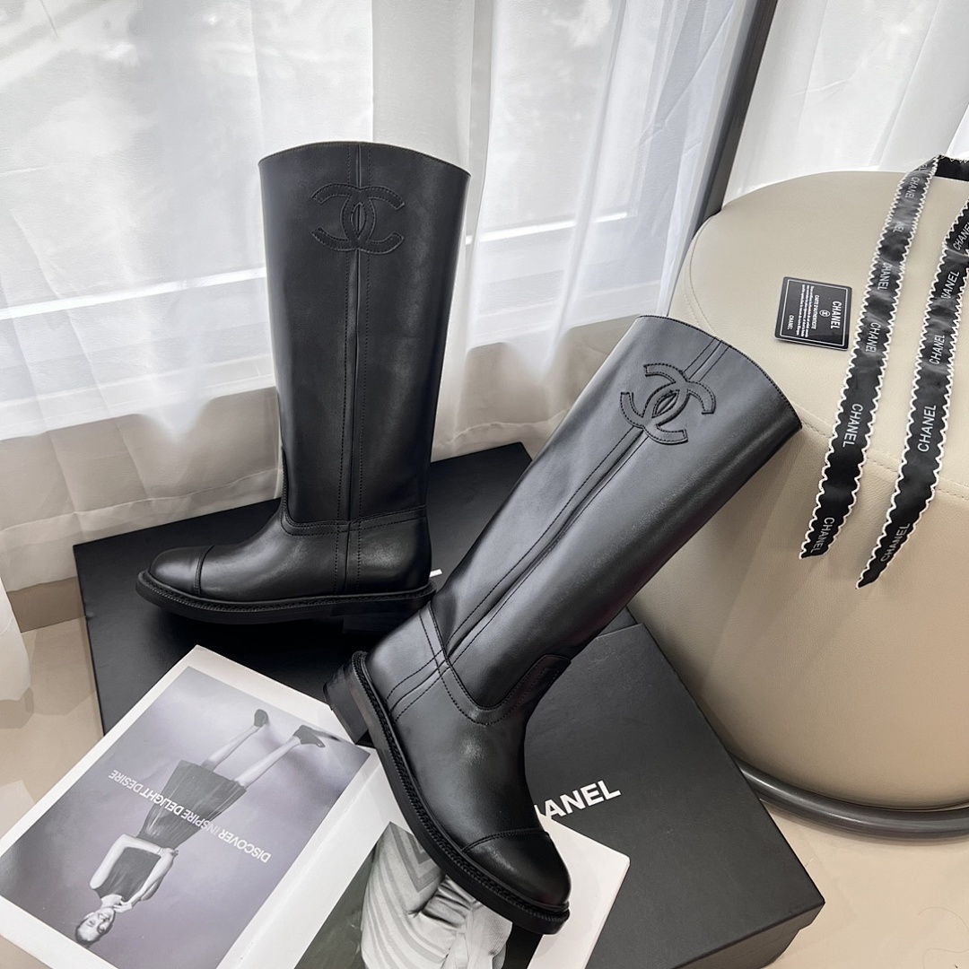 Chanel CC Riding Boots · Y60C