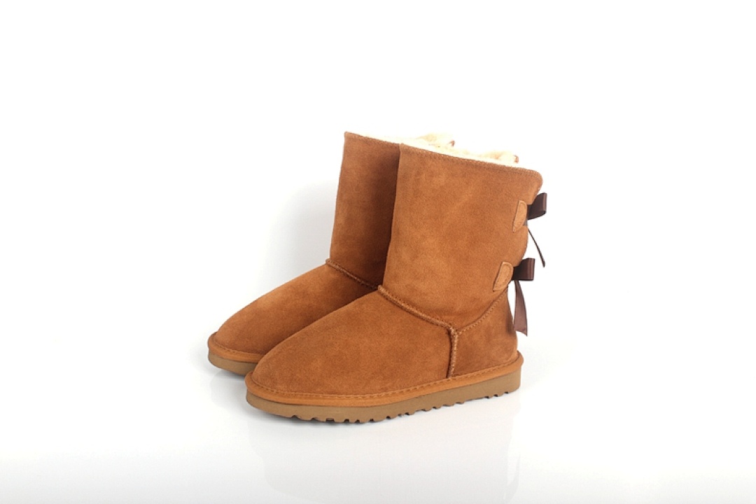 UGG — מגפיים · Y2A1 — תמונה 5