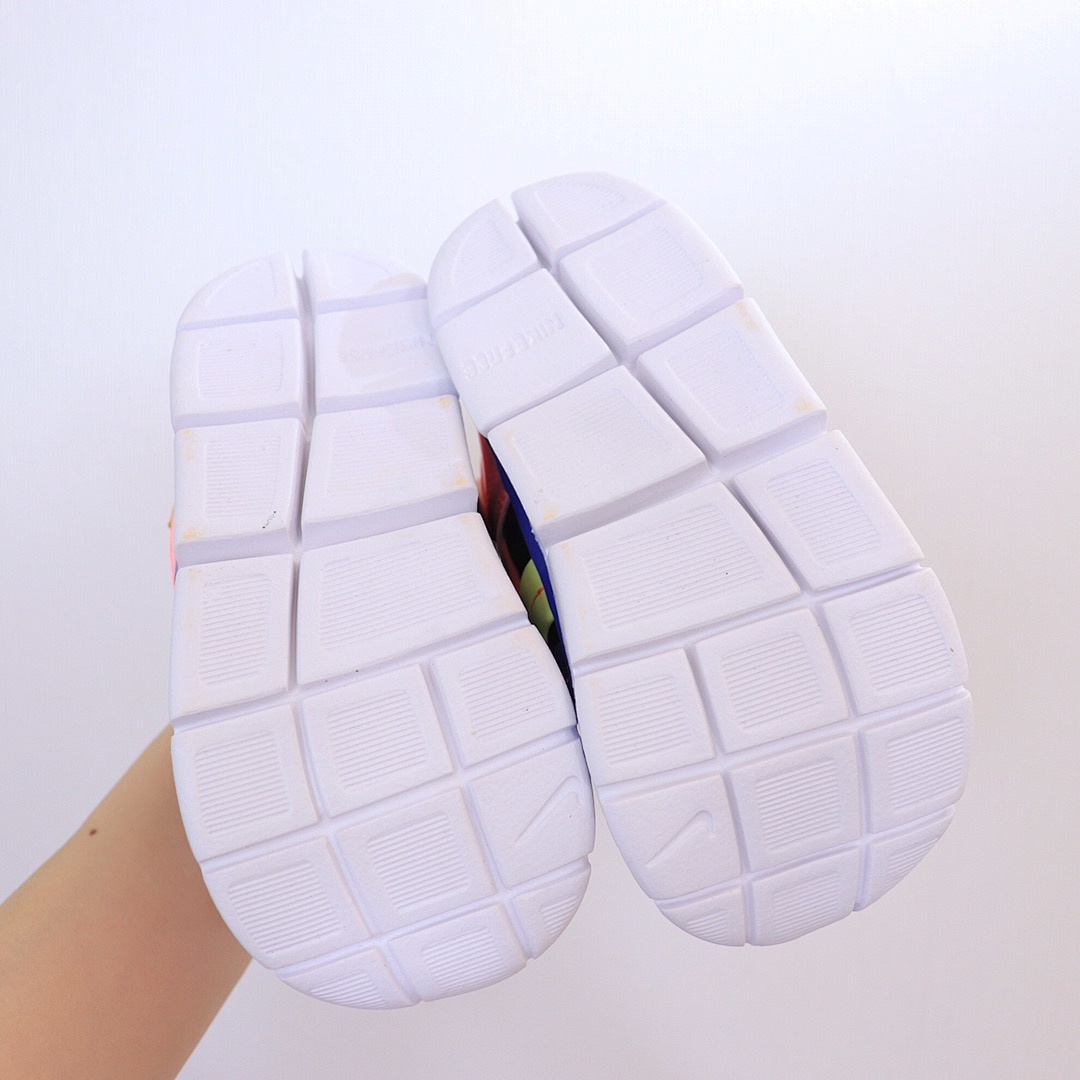 Nike Dynamo Free · RL3J — תמונה 12