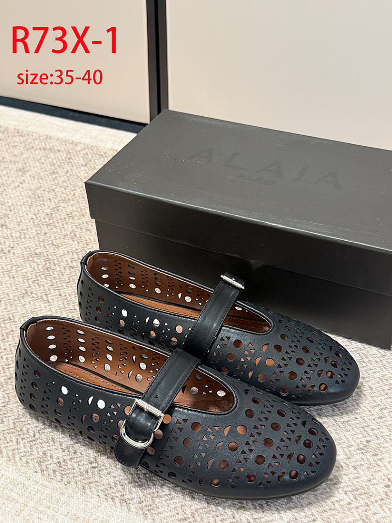 ALAÏA Strass Ballet Flats · R73X — תמונה 13