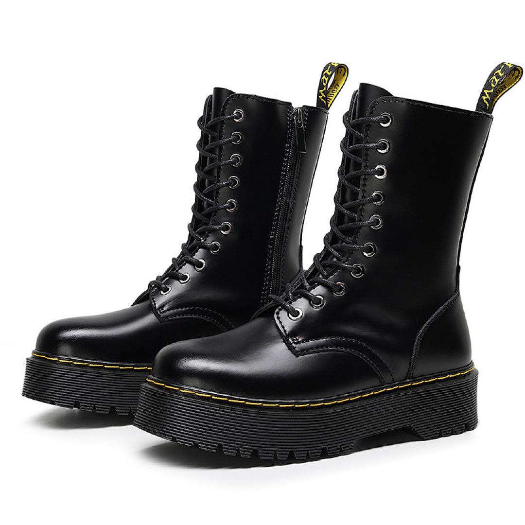 Dr. Martens Jadon Max · P1Y2