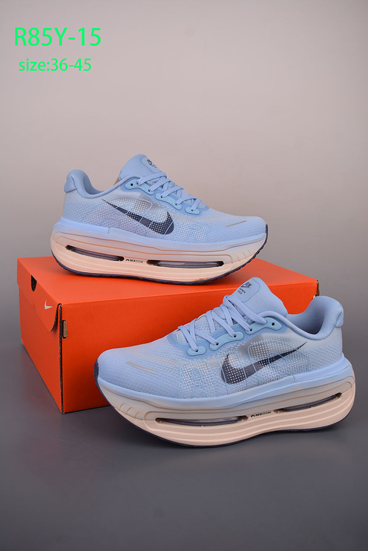 Nike Vomero Premium · R85Y — תמונה 17