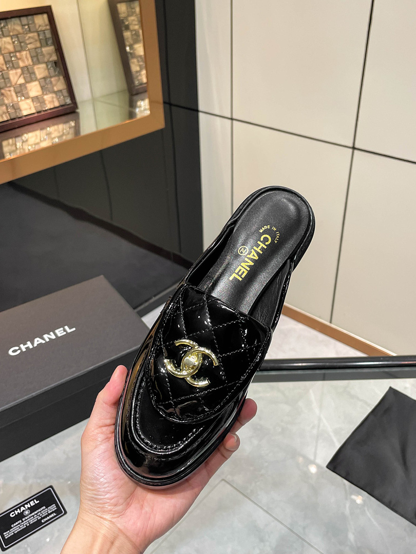 Chanel Turnlock Mules · X25U — תמונה 14