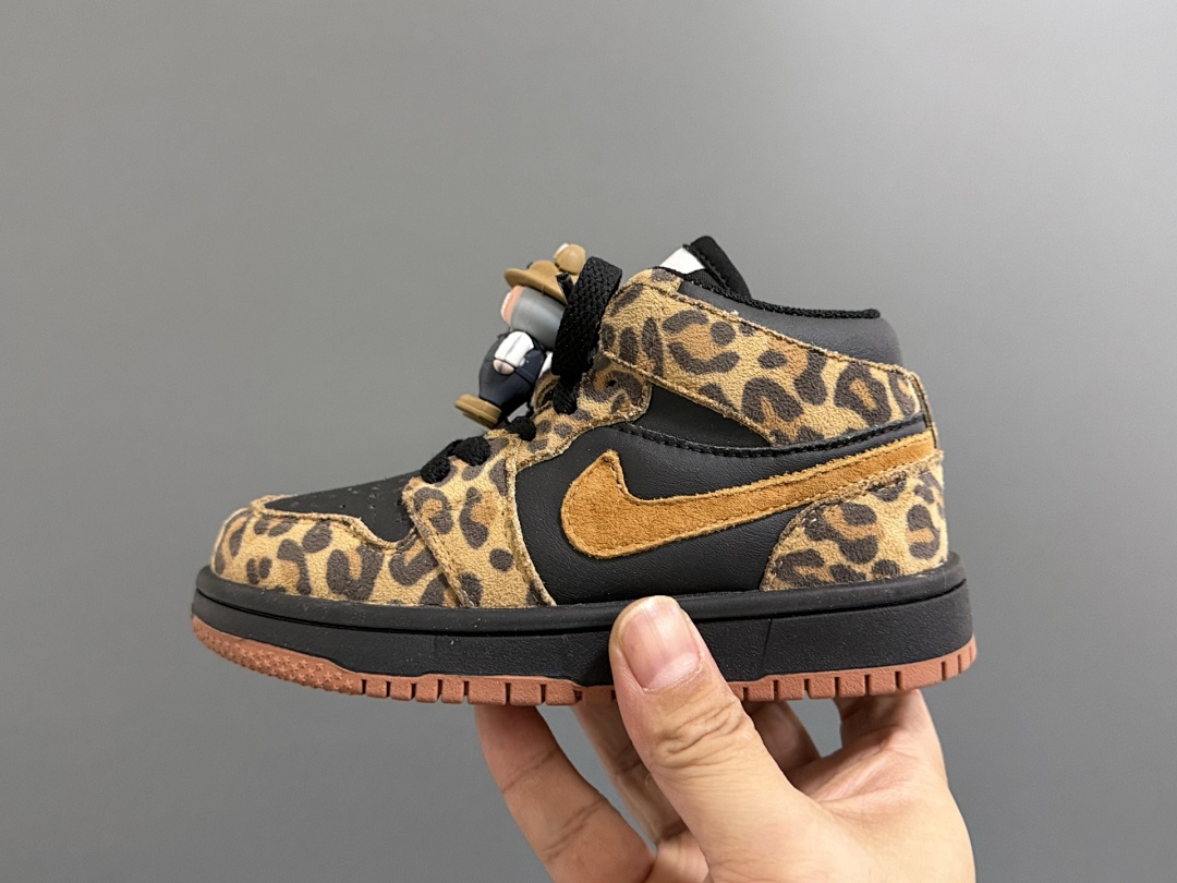 R02 Nike Jordan kids 41$ — תמונה 4